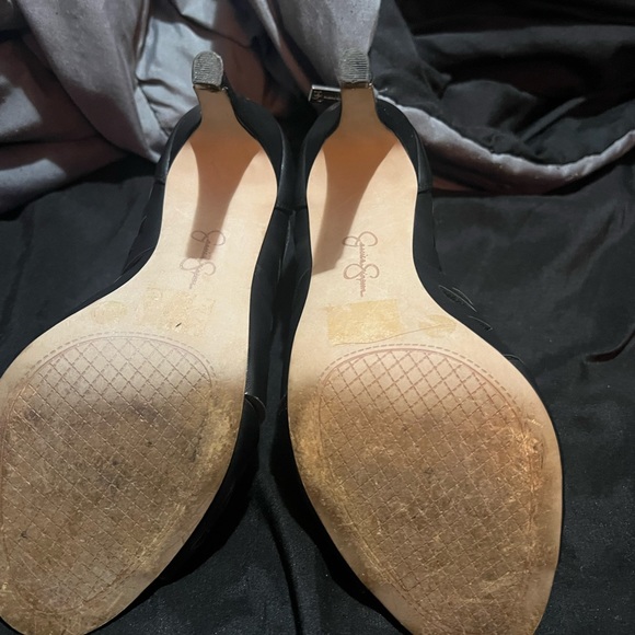 Black strappy heels - Picture 3 of 3